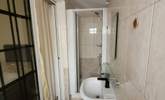 For sale: 4 bedroom house in Dekelia with big plot 