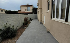 For sale: 4 bedroom house in Dekelia with big plot 