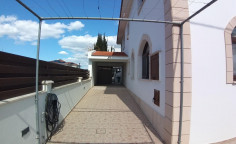 Luxury 5-bedroom villa with private pool in Livadia, Larnaca 