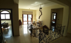 Luxury 5-bedroom villa with private pool in Livadia, Larnaca 