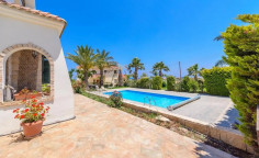 Large 5 bedroom house for sale in Protaras