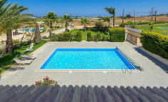 Large 5 bedroom house for sale in Protaras