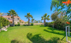 Large 5 bedroom house for sale in Protaras