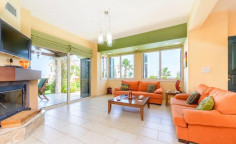 Large 5 bedroom house for sale in Protaras