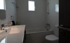 Beautiful three beds apartment for sale in Lakatamia