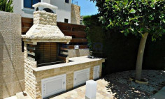 Spacious Pegeia villa with pool and sea view 