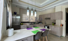 Spacious Pegeia villa with pool and sea view 