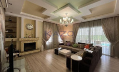 Spacious Pegeia villa with pool and sea view 
