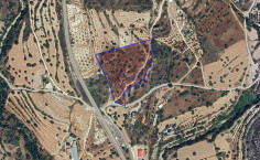Large field plot for sale in Paramytha village (right of way) , Limassol