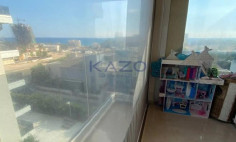 Spacious penthouse with pool and gym in Parekklisia 