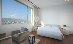 Sea view luxury penthouse in the center of Limassol 