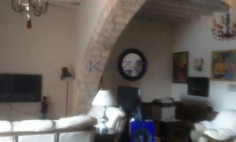Spacious five bedroom home in peaceful Pyrgos 