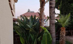 Four bedroom detached house in peaceful Erimi with pool 