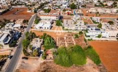 Land with house in deryenia, Famagusta , Famagusta Land with house in deryenia, Famagusta , Famagusta