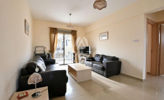 2 bedroom apartment with swimming pool to rent in Kapparis
