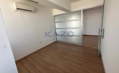 Spacious top floor office in central Omonoia location 