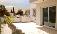 Spacious Konia villa with 3 bedrooms for sale 