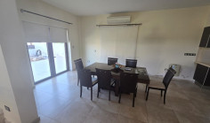 4 bedroom house to rent in Paralimni