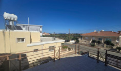 4 bedroom house to rent in Paralimni