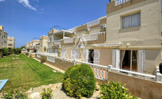 Spacious 2 bedroom furnished apartment with swimming pool to rent in Kapparis