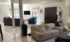 Detached house with pool four bedrooms spacious plot 
