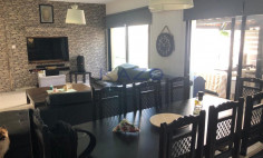 Detached house with pool four bedrooms spacious plot 