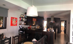 Detached house with pool four bedrooms spacious plot 