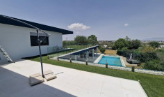 8 bedroom house to rent in Engomi
