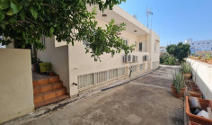 Beautiful 5 bedroom house for sale in Lakatamia