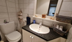 Beautiful 5 bedroom house for sale in Lakatamia