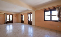 3 bedroom upper house in Agios Theodoros, Larnaca 