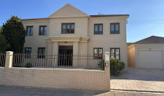 4+1 bedroom house in Aradippou 