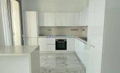 3 bedroom apartment for rent sea views 100m to beach Limassol 