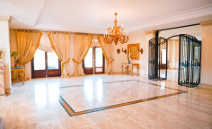 7 bedroom house to rent in Dali