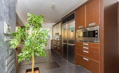3 bedroom apartment 180 m2 for sale in Strovolos