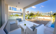 4 bedroom furnished villa with swimming pool for sale in Ayia Napa