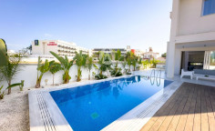4 bedroom furnished villa with swimming pool for sale in Ayia Napa