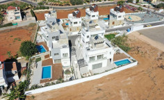4 bedroom furnished villa with swimming pool for sale in Ayia Napa