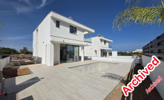 Spacious 5 bedrooms house for sale in Protaras