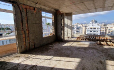 Large 2 bed apartment for sale in Acropolis
