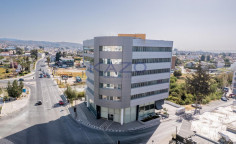Spacious office for rent in Neapolis center 