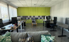 Spacious office for rent in Neapolis center 