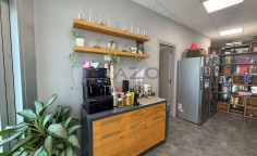 Spacious office for rent in Neapolis center 