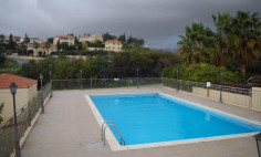 Spacious Mouttagiaka maisonette with communal pool access 