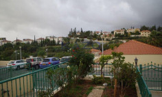 Spacious Mouttagiaka maisonette with communal pool access 