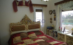 Spacious Mouttagiaka maisonette with communal pool access 