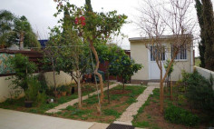 Spacious Mouttagiaka maisonette with communal pool access 