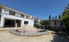 Luxury 5 bedroom house for sale in Latsia