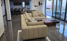Modern fully furnished 6 bedroom villa with sea view in Parekklisia 