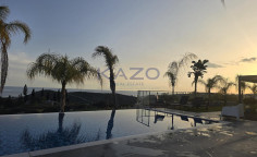 Modern fully furnished 6 bedroom villa with sea view in Parekklisia 